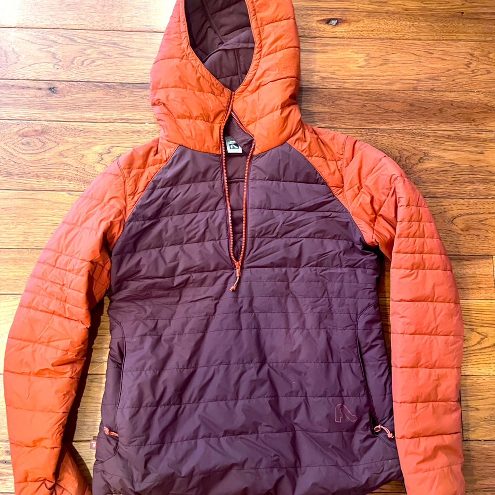 Flylow purple/mauve down pullover jacket